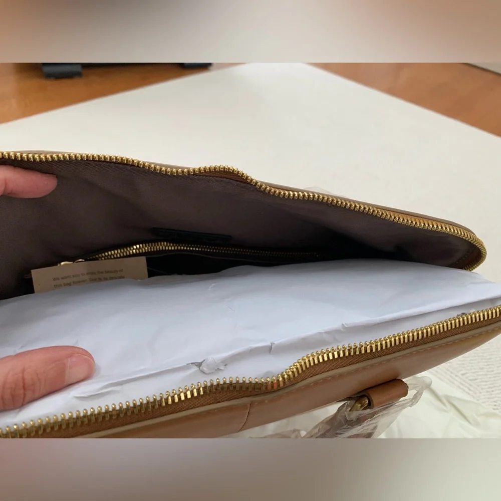 JCrew Edie Tote, Tan, Fall 2012 - GIFTABLE - Picture 12 of 12